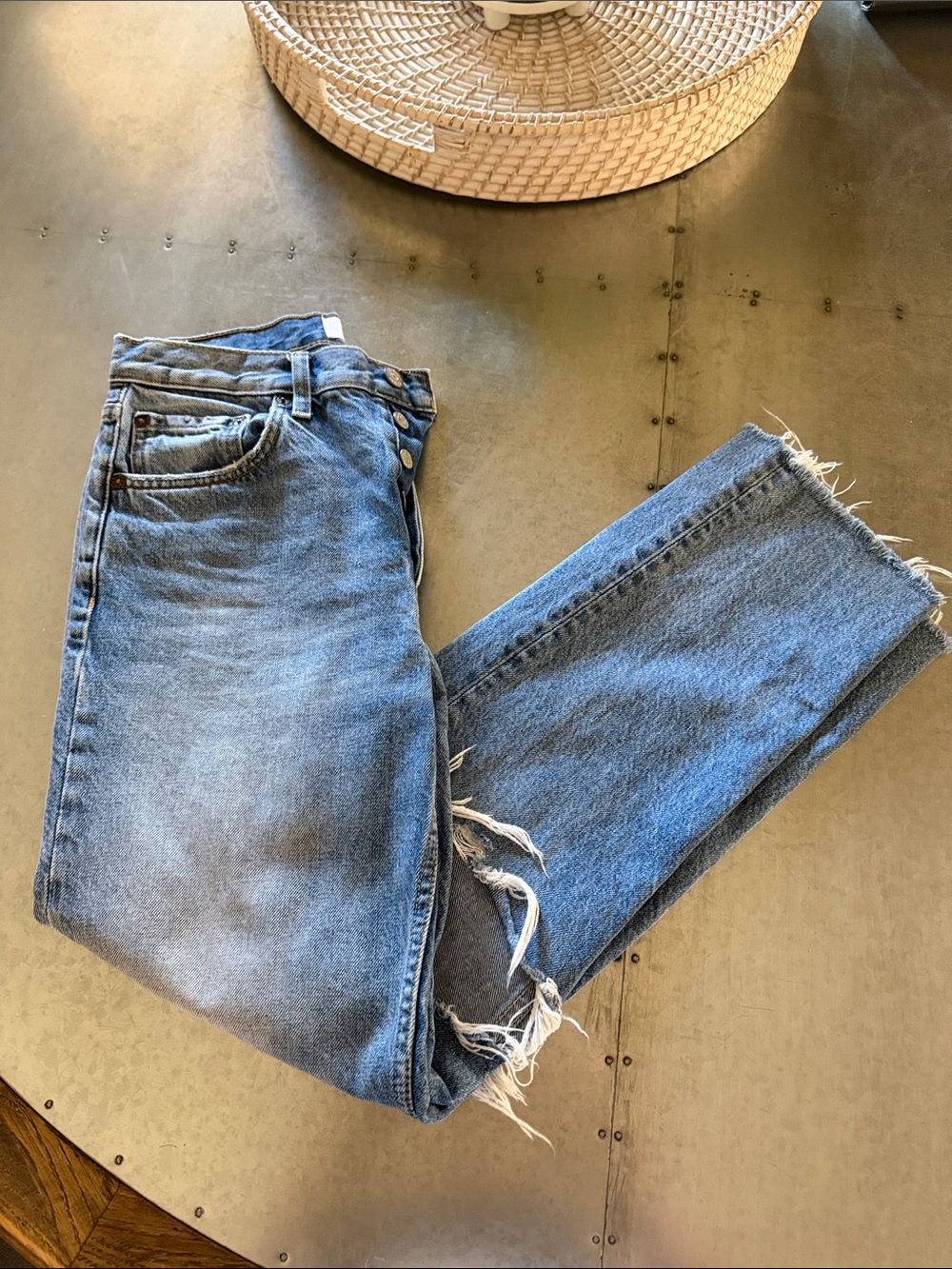 Boyish distressed jeans, 27